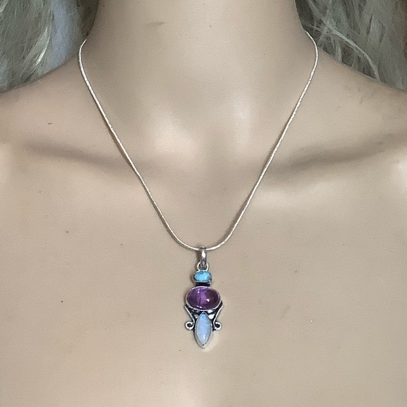 🌸 AMETHYST NECKLACE TRIPLE STONE PENDANT TURQUOISE MOONSTONE CELTIC GODDESS GEM - Picture 11 of 12